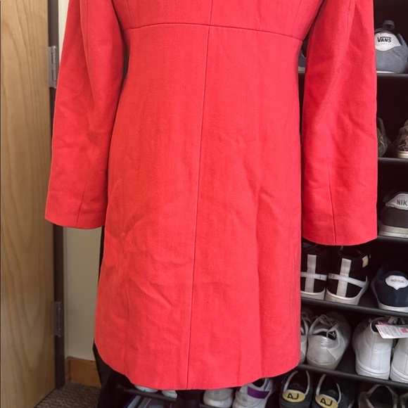 EUC J. Crew striking coral color, flawless coat. Medium thickness. Women’s Sz 10 - Picture 10 of 16